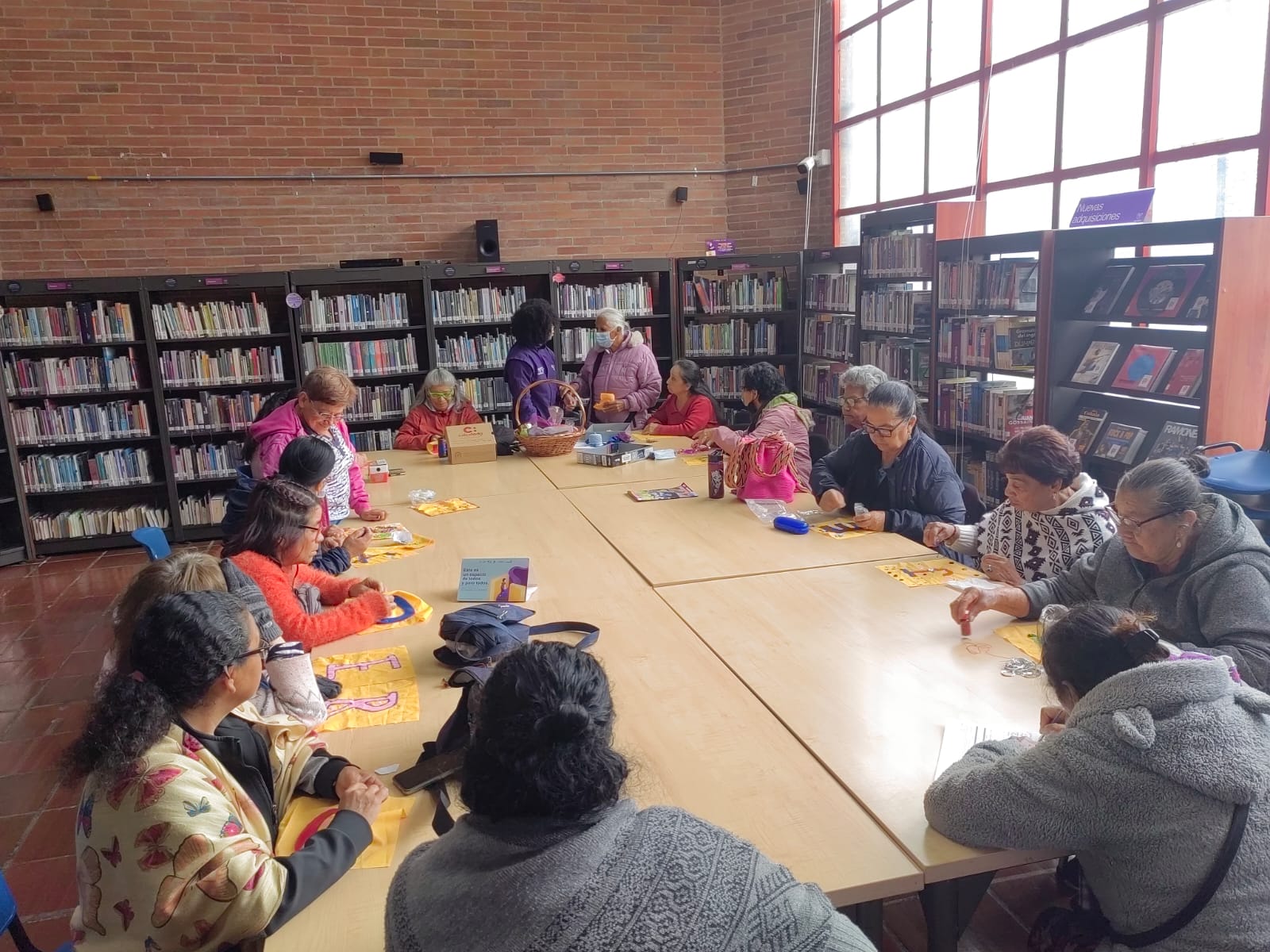 Club de lectura en BibloRed