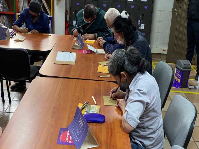 Club de lectura en BibloRed