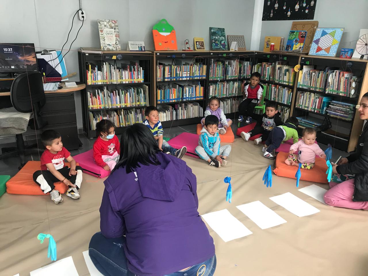 Club de lectura en BibloRed