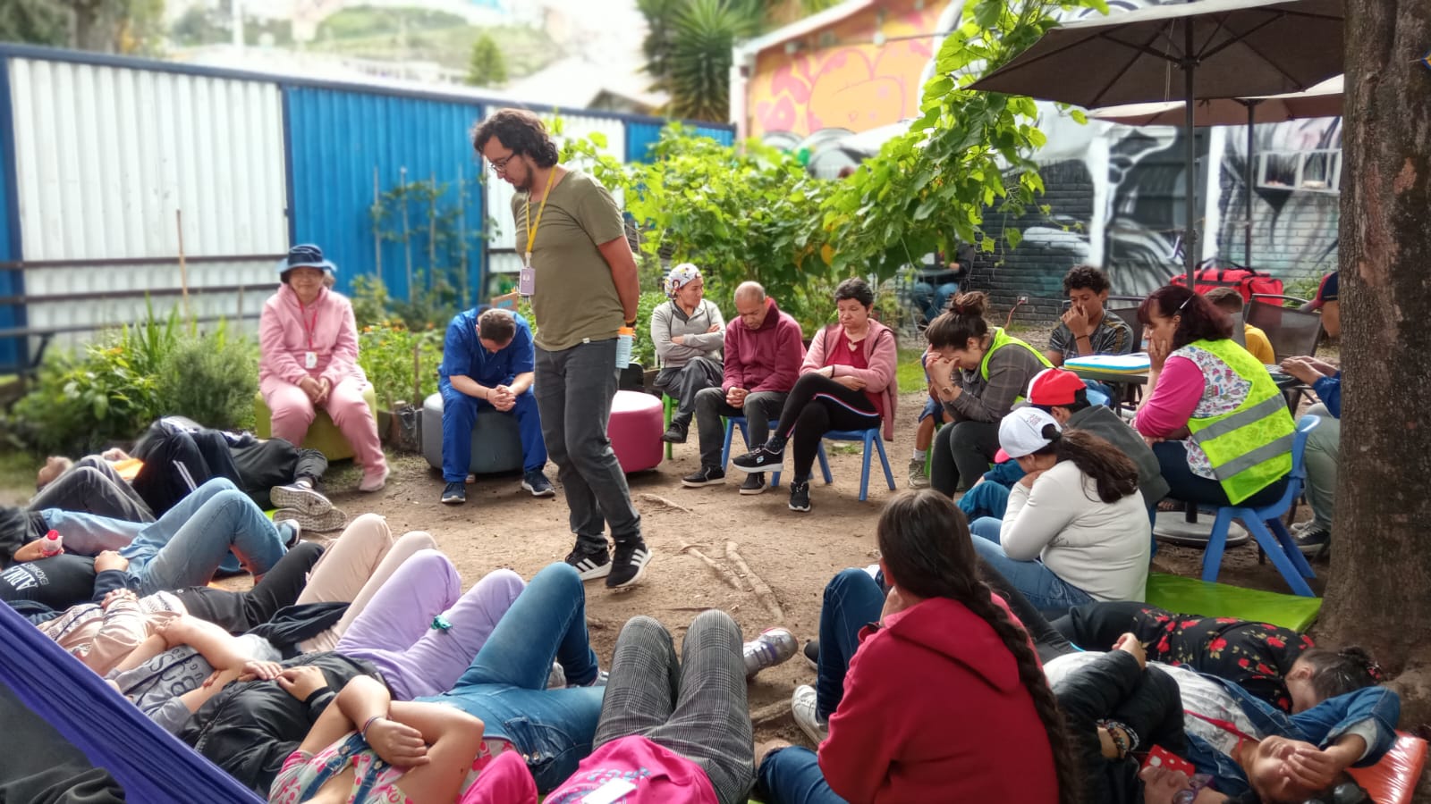 Infancia participando en actividades de la biblioteca