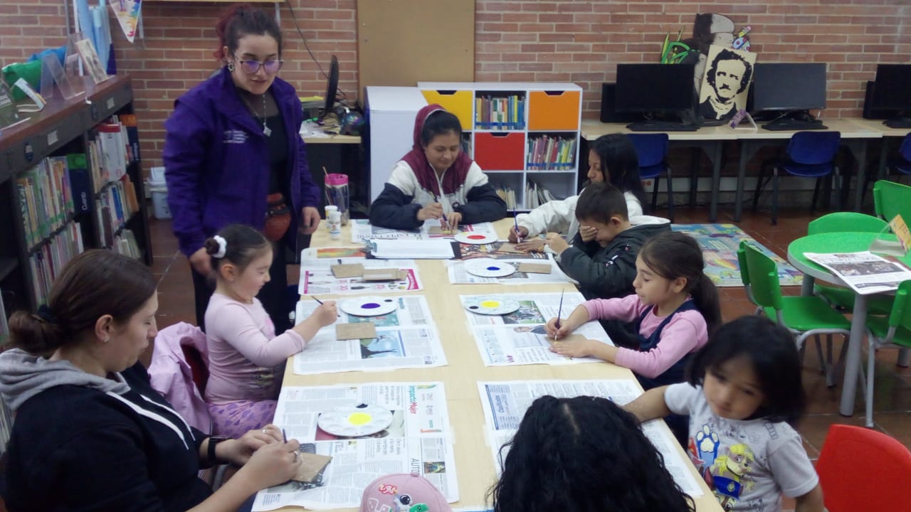 Club de lectura en BibloRed