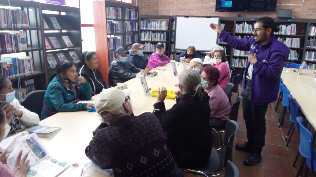 Club de lectura en BibloRed