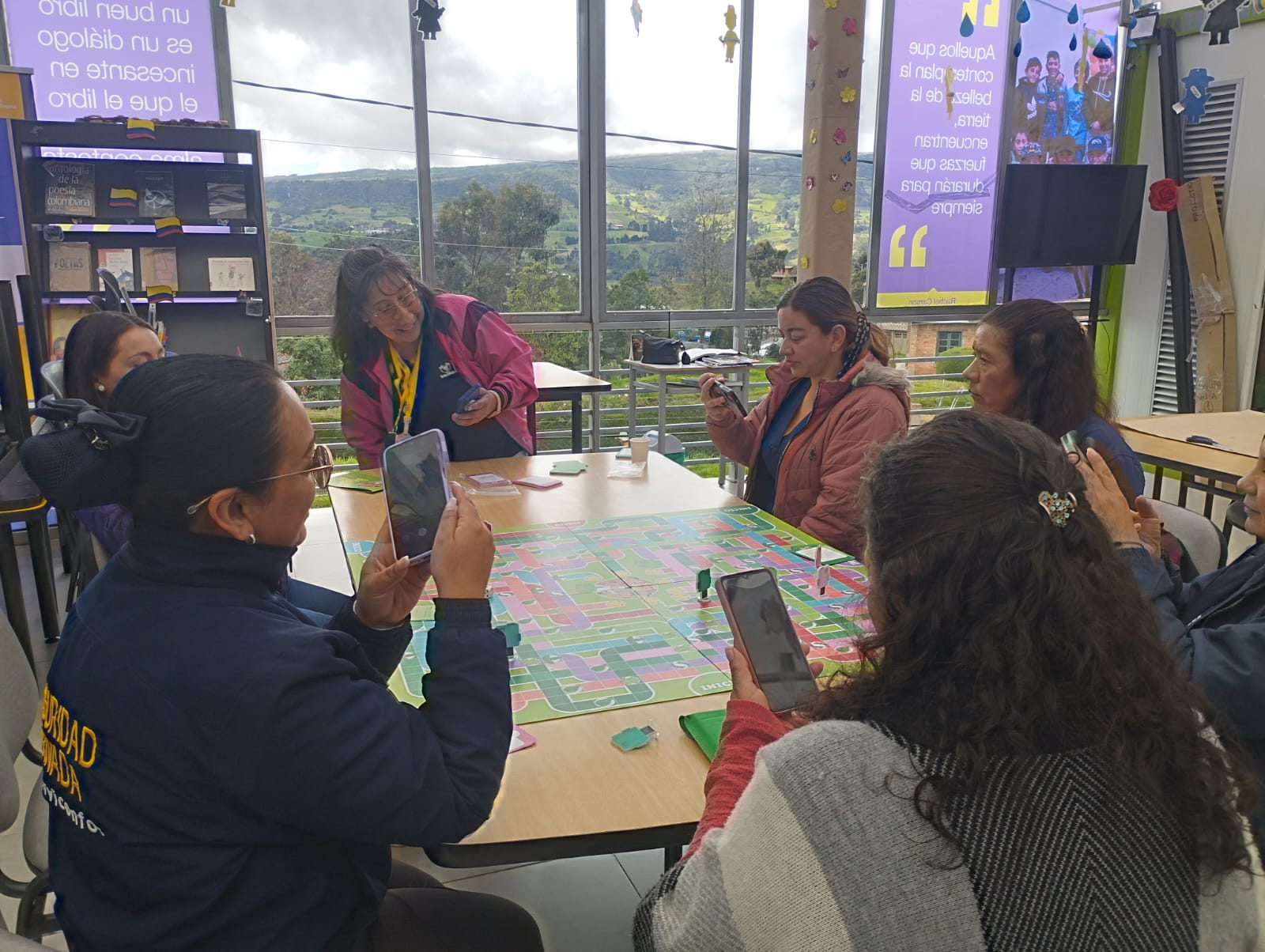 Clubes de lectura en BibloRed