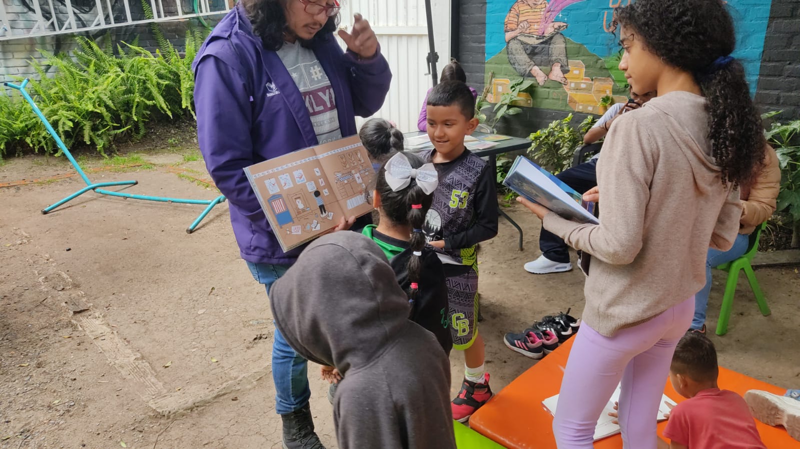 Agenda de actividades y programación cultural en las bibliotecas públicas de Bogotá, BibloRed