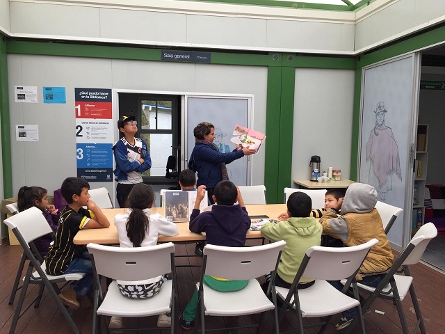 La linterna de los relatos oscuros Agenda de actividades y programación cultural en las bibliotecas públicas de Bogotá, BibloRed