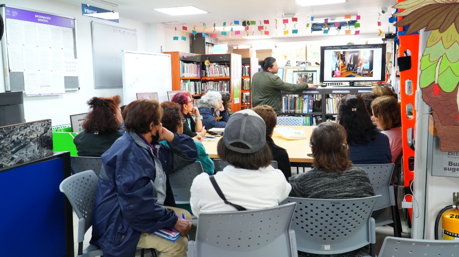Actividades de aprendizaje en las bibliotecas de BibloRed