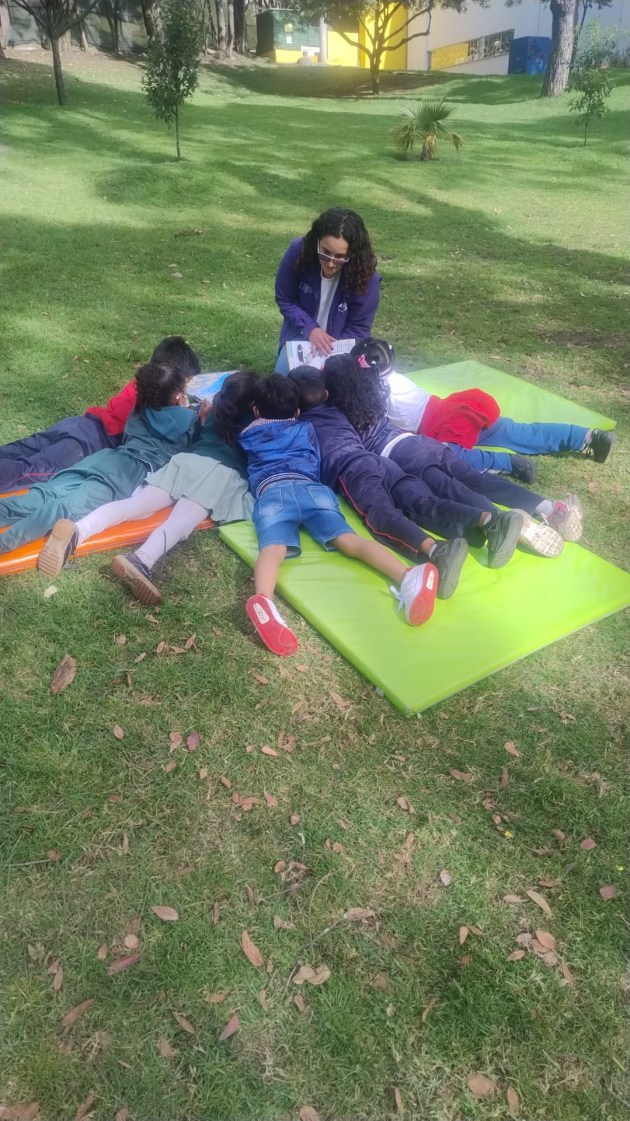 Biblovacaciones: Literatura con todos los sentidos Agenda de actividades y programación cultural en las bibliotecas públicas de Bogotá, BibloRed