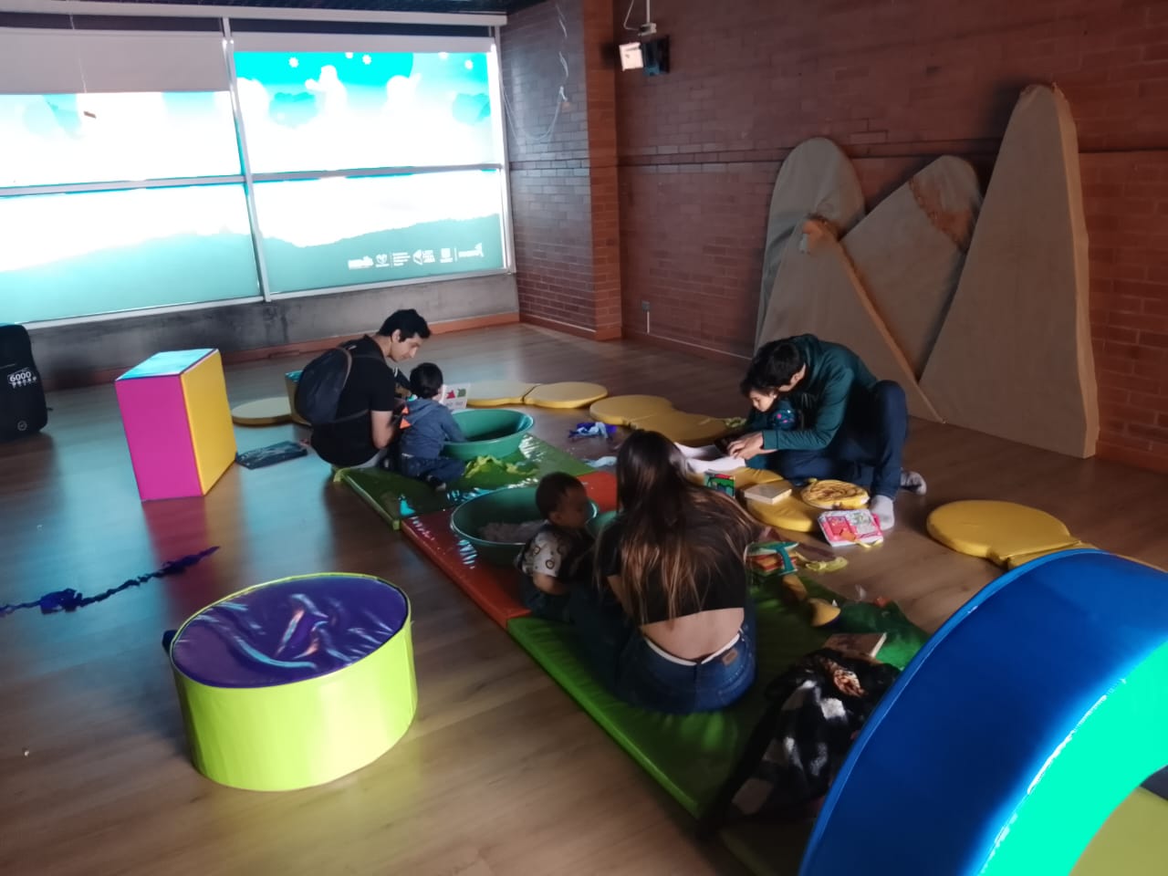 Agenda de actividades y programación cultural en las bibliotecas públicas de Bogotá, BibloRed