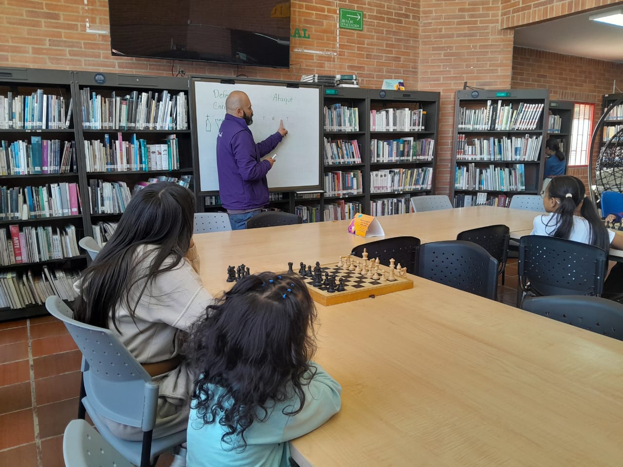 Agenda de actividades y programación cultural en las bibliotecas públicas de Bogotá, BibloRed