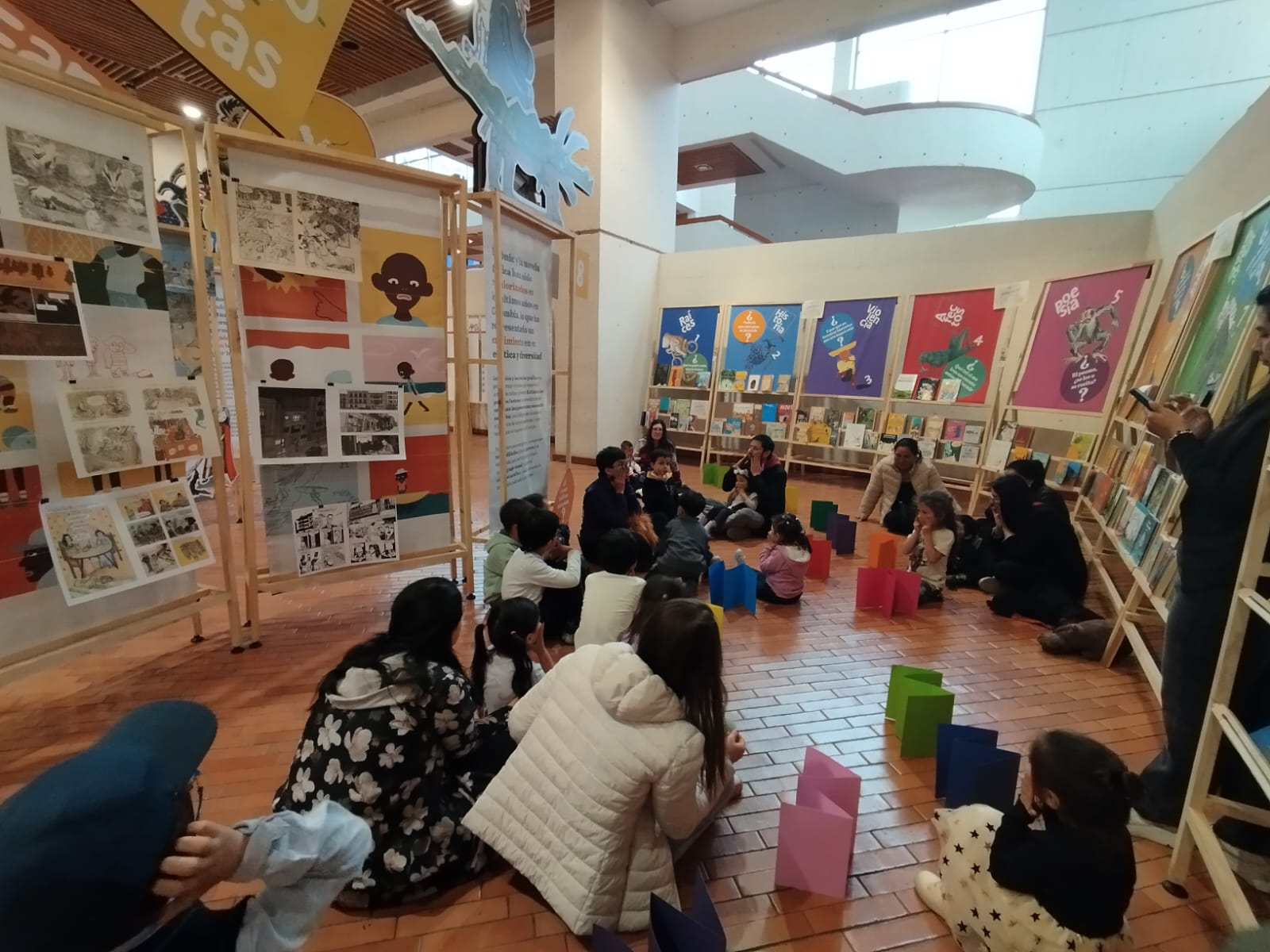 Agenda de actividades y programación cultural en las bibliotecas públicas de Bogotá, BibloRed