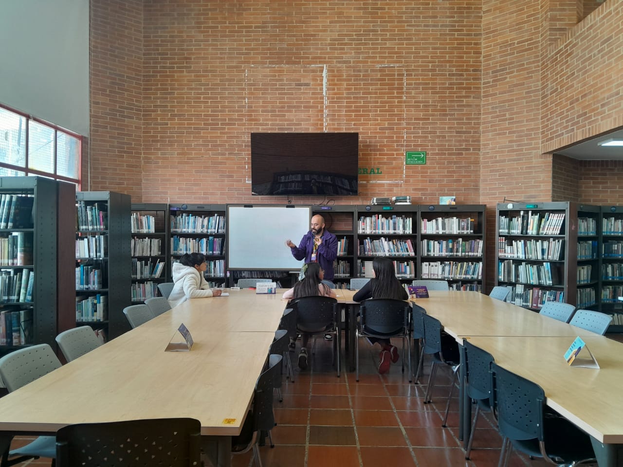 Agenda de actividades y programación cultural en las bibliotecas públicas de Bogotá, BibloRed