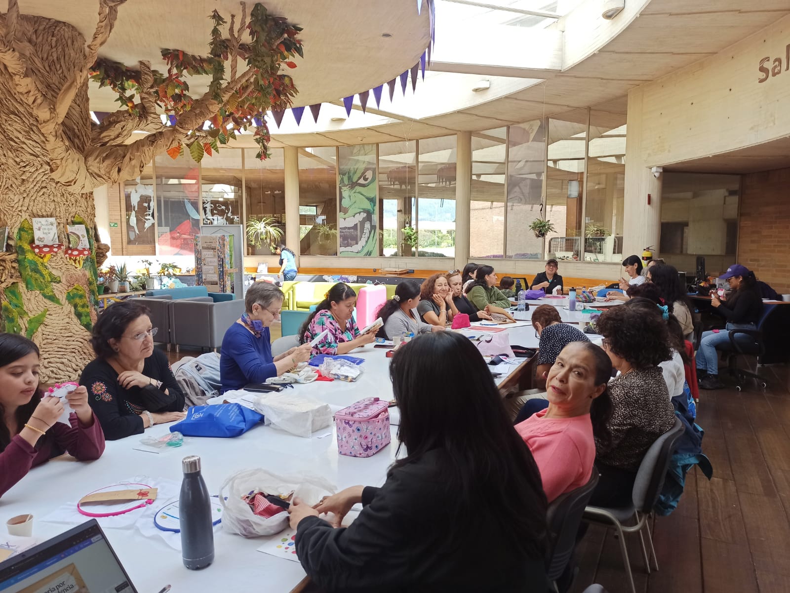 Agenda de actividades y programación cultural en las bibliotecas públicas de Bogotá, BibloRed