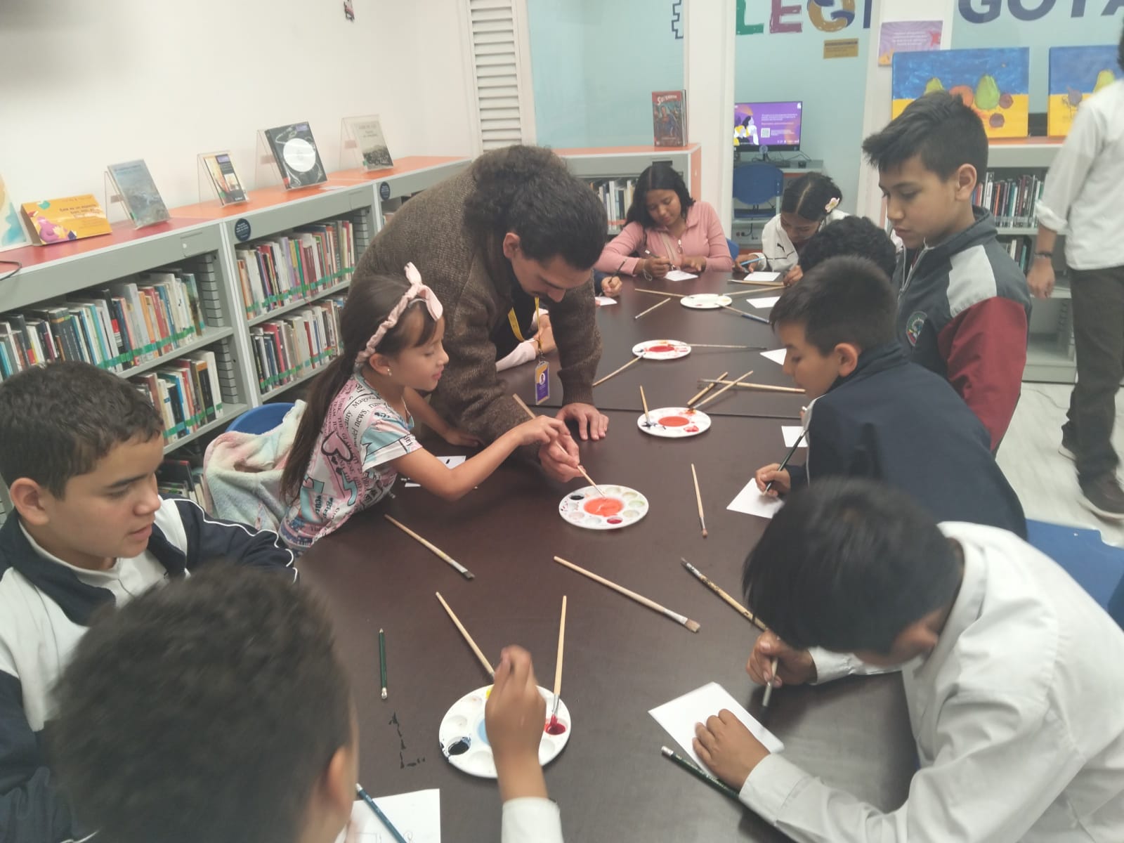 Agenda de actividades y programación cultural en las bibliotecas públicas de Bogotá, BibloRed