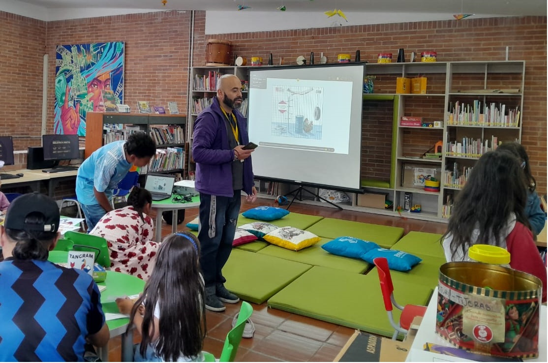 Agenda de actividades de programación cultural en las bibliotecas públicas de Bogotá, BibloRed
