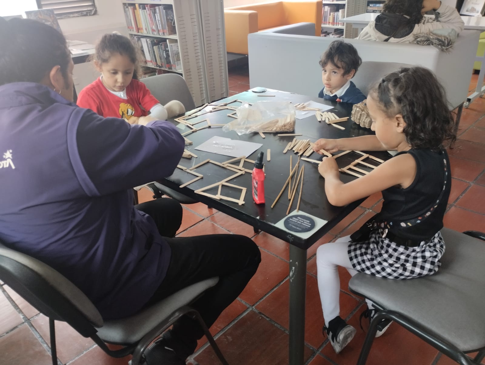 Agenda de programación de actividades culturales en las bibliotecas públicas de Bogotá, BibloRed