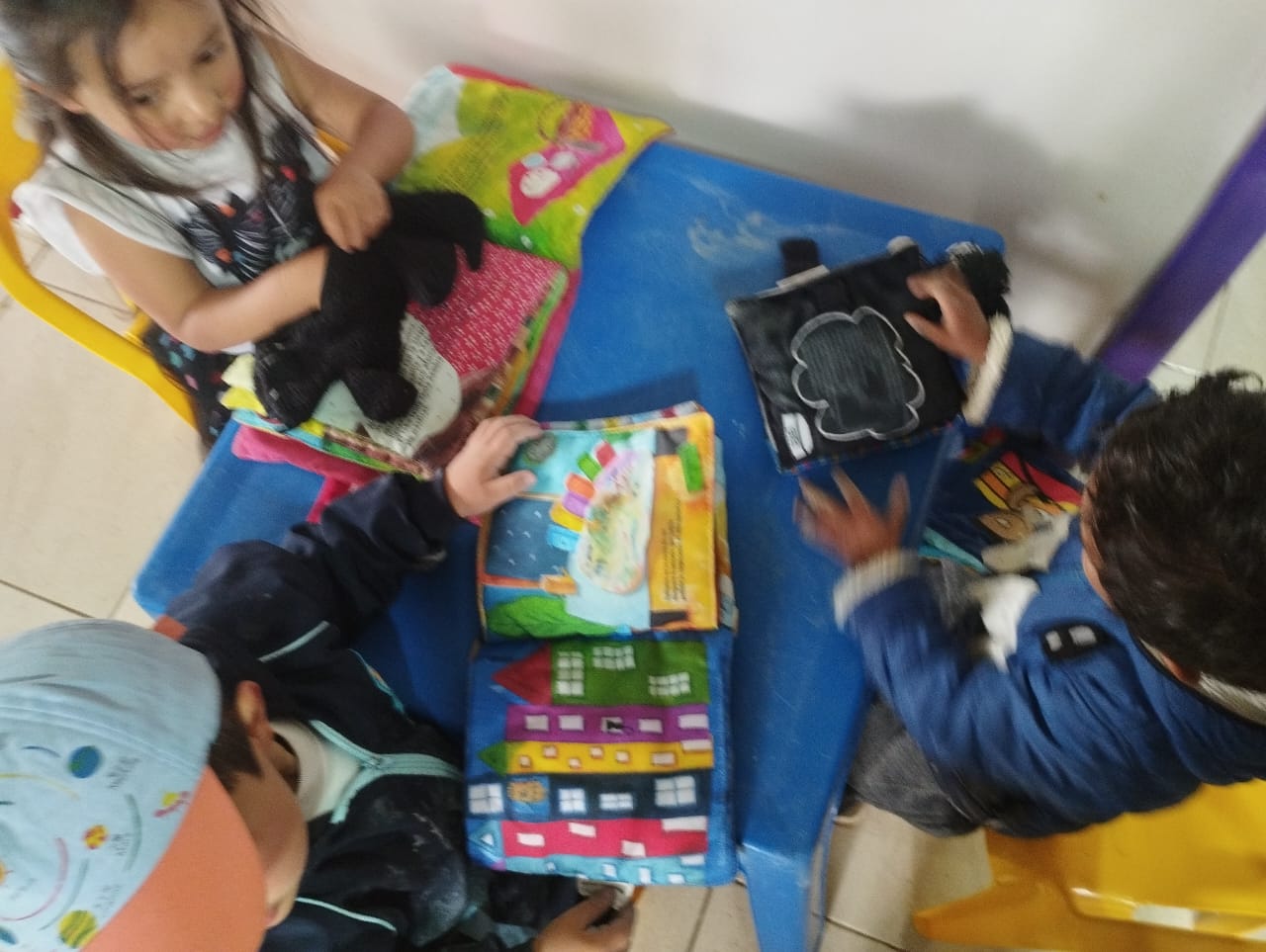 Agenda de actividades y programación cultural en las bibliotecas públicas de Bogotá, BibloRed