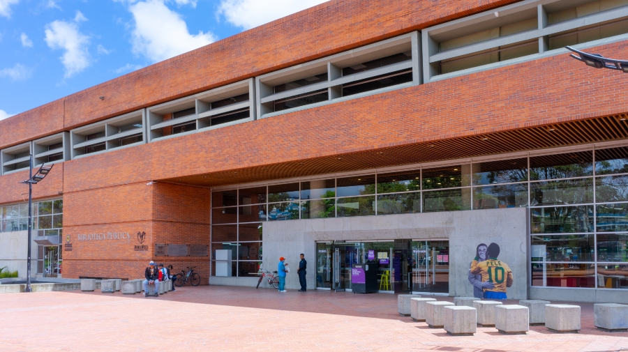 Biblioteca Pública Gabriel García Márquez - El Tunal / Foto: BibloRed