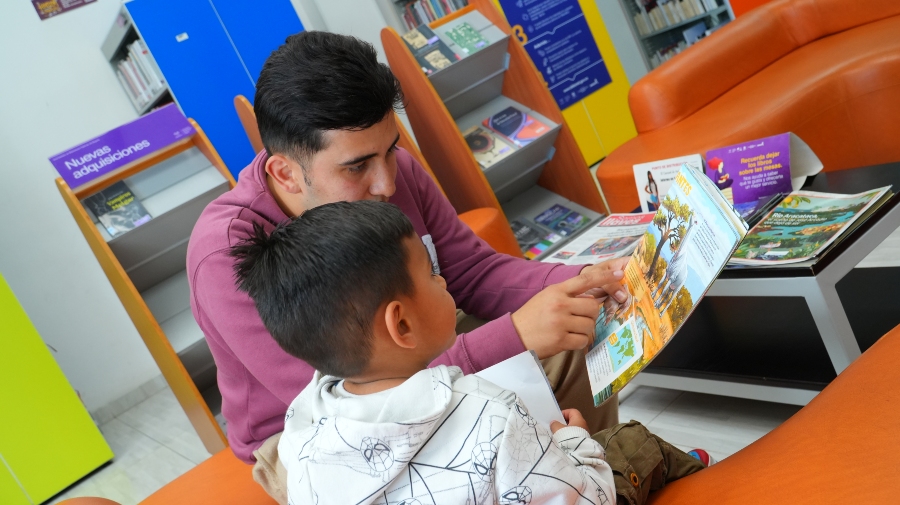 Usuarios de las bibliotecas públicas de Bogotá / Foto: BibloRed