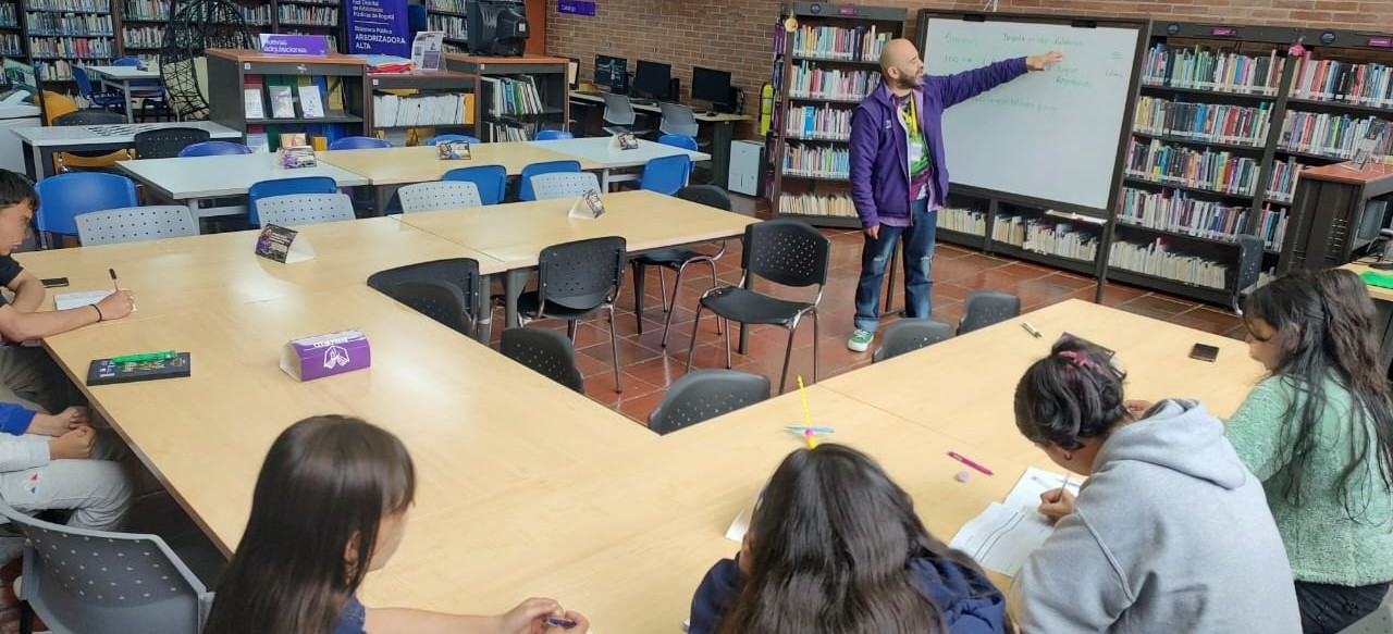 Taller de escritura creativa: Con poesía podemos embellecer los espacios