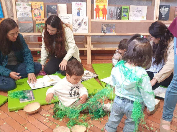 Leo con mi bebé: poemas para arrullar y acunar
