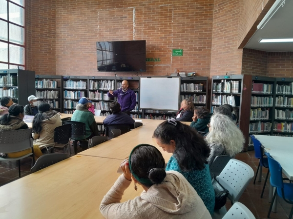 Memoria, Bogotá y bordado No 3 - Club de adulto mayor