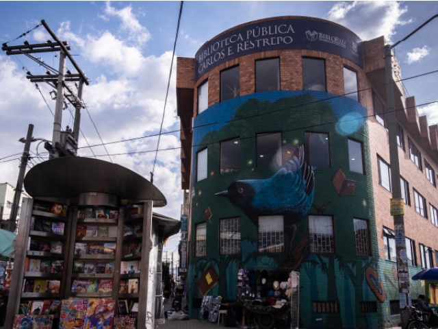 Biblioteca Pública Carlos E. Restrepo