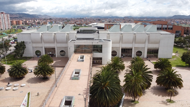 Biblioteca Pública El Tintal Manuel Zapata Olivella