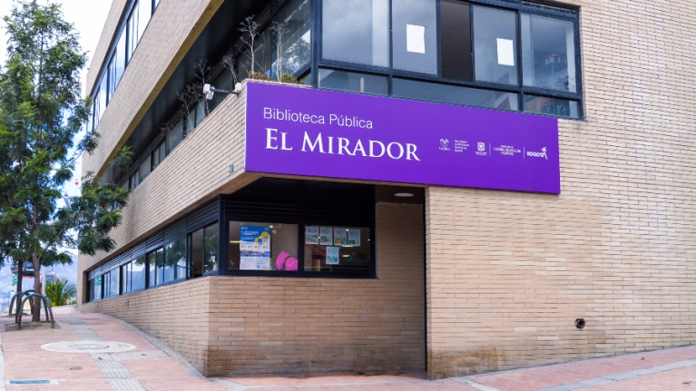 Biblioteca Pública El Mirador