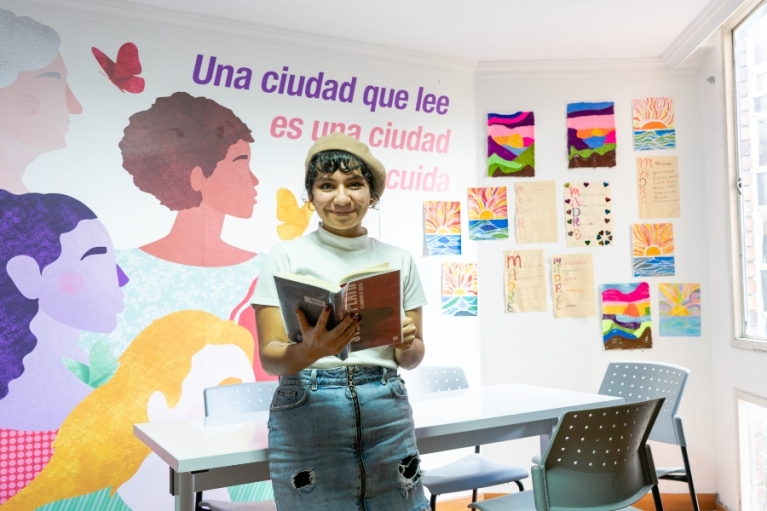 Sala de Lectura Manzana del Cuidado del Centro de Bogotá