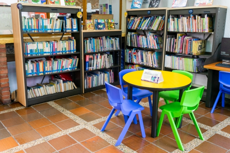 Biblioteca Pública Lago Timiza