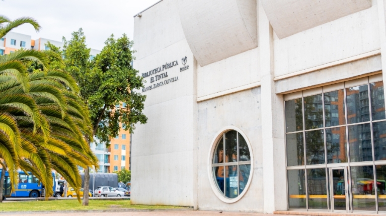 Biblioteca Pública El Tintal Manuel Zapata Olivella