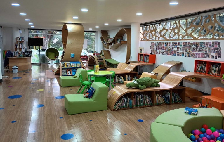 Biblioteca Pública El Parque