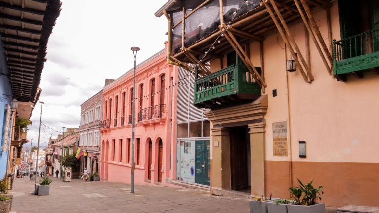 Biblioteca FUGA, especializada en historia política de Colombia